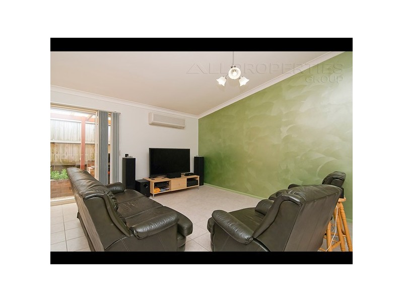 57 Glasshouse Cres, Forest Lake QLD 4078