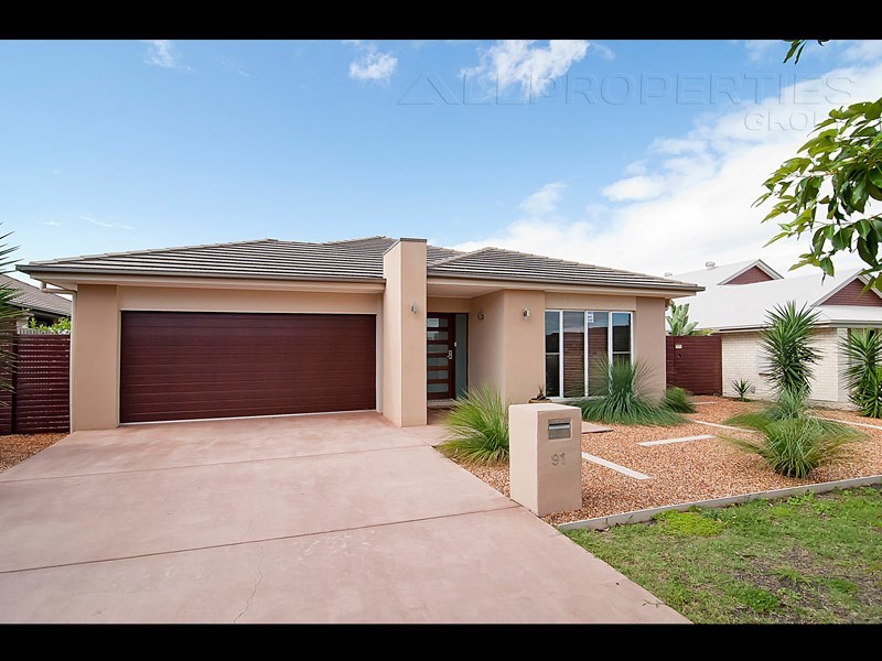 91 Parkwood Drive, Heathwood QLD 4110