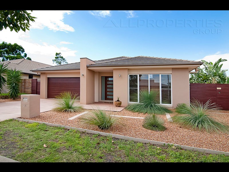 91 Parkwood Drive, Heathwood QLD 4110