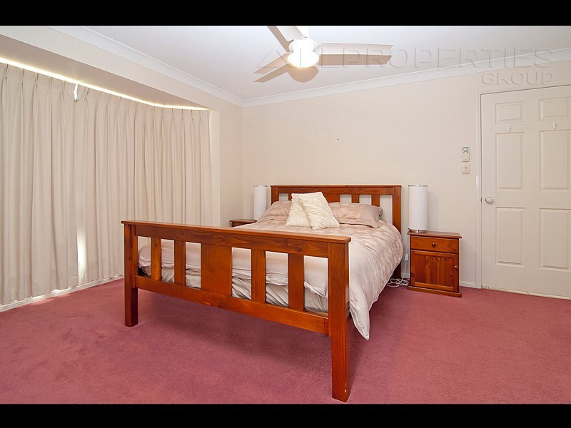 2 Blaxland Place, Drewvale QLD 4116