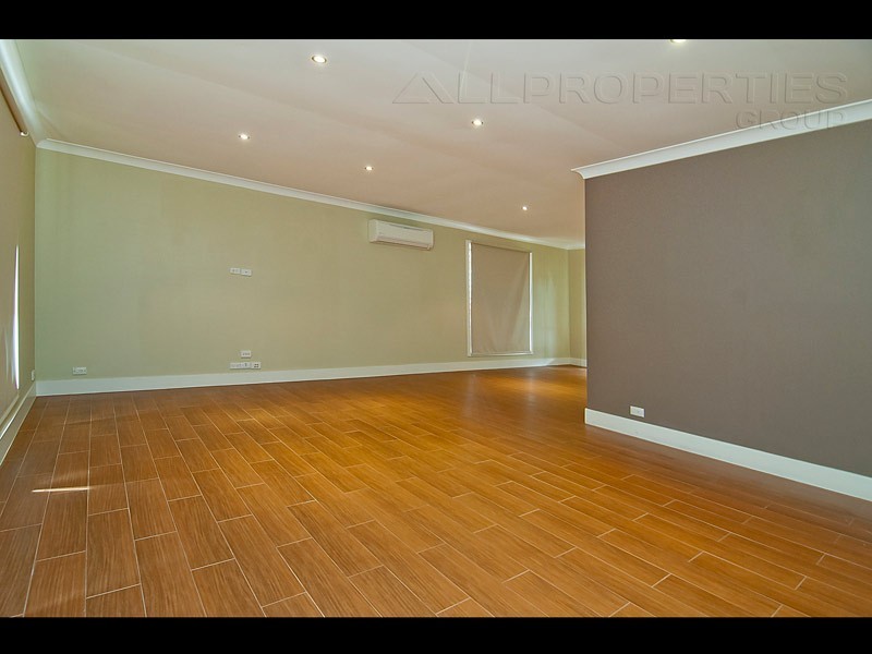 132 Penson Street, Stretton QLD 4116
