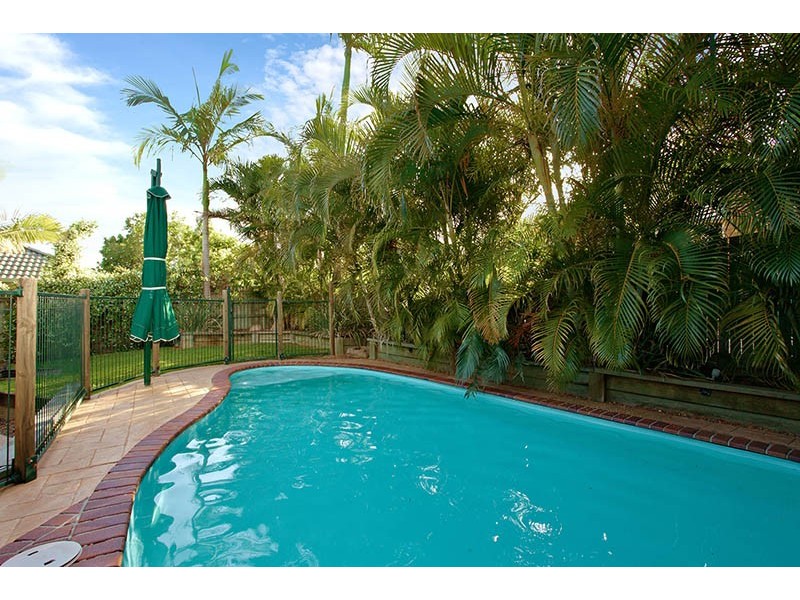 6 Cobaki Place, Forest Lake QLD 4078