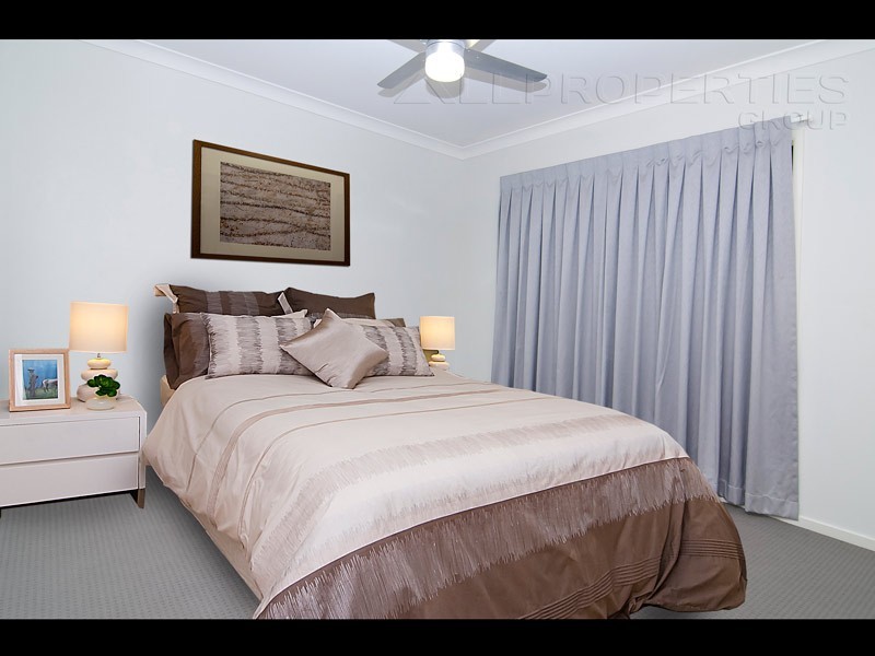 7-11 Cedarwood Close, Woodhill QLD 4285