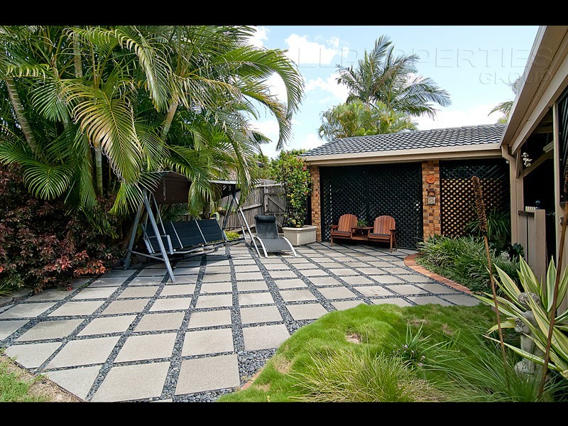 12 Rundell St, Crestmead QLD 4132