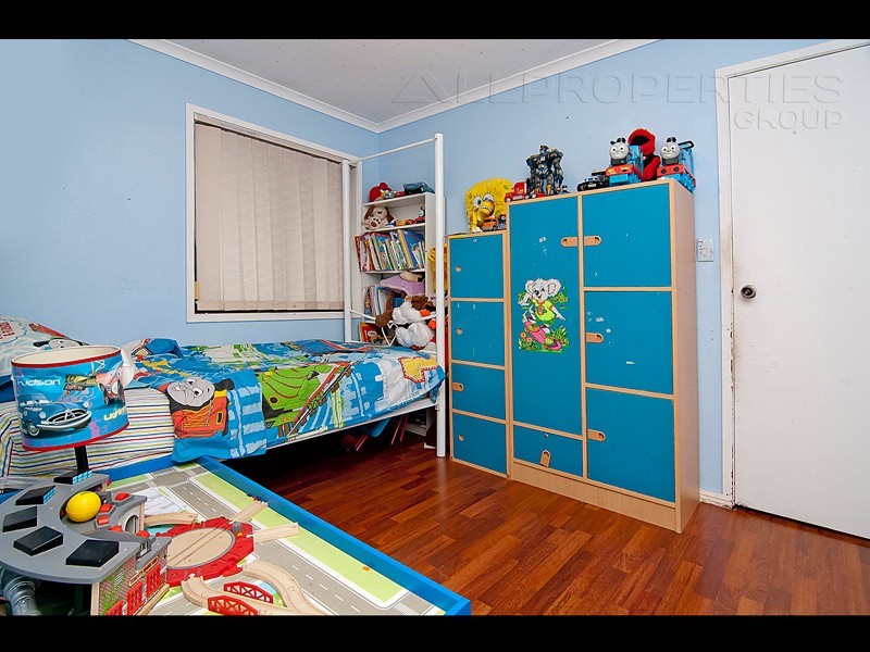 6 Connell St, Gailes QLD 4300