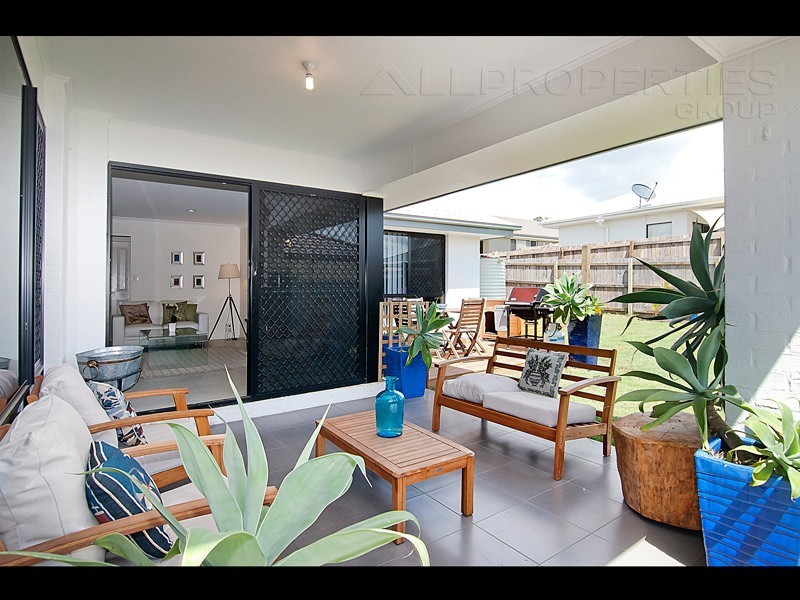 24 Colebrook Crescent, Doolandella QLD 4077