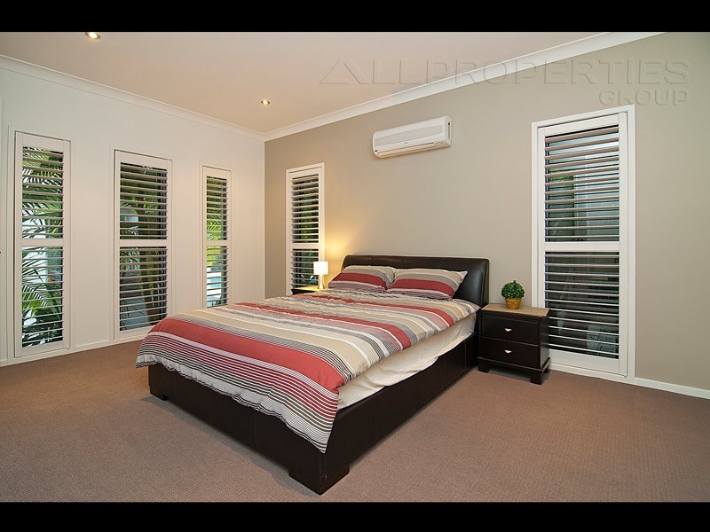 16 Katinka Cct, Coomera Waters QLD 4209