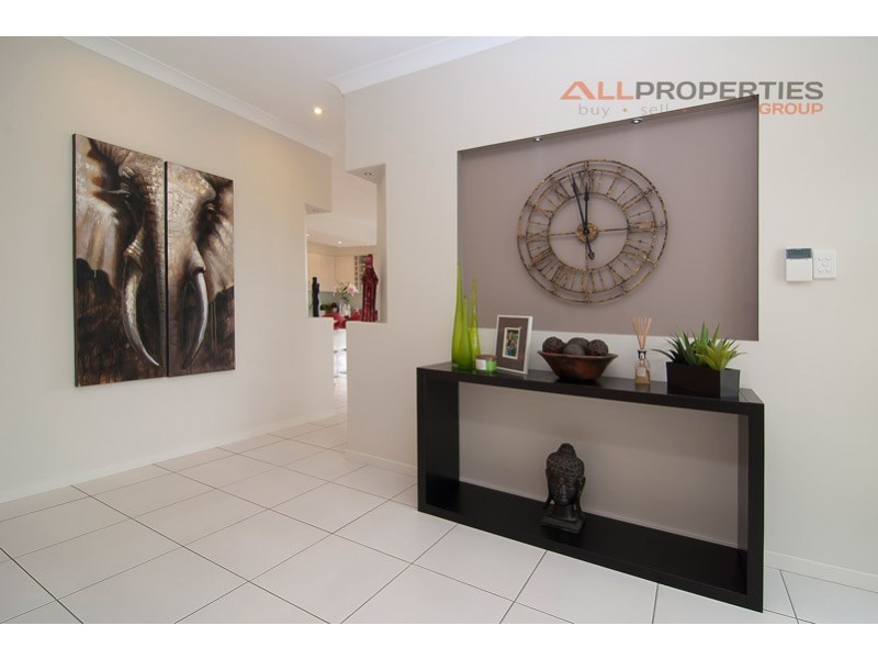 10 Watergum Street, Heathwood QLD 4110