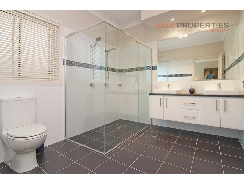 10 Watergum Street, Heathwood QLD 4110