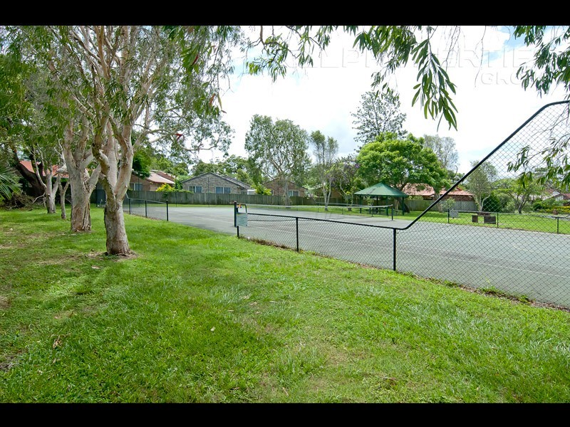 25 Benbek Cct, Sunnybank Hills QLD 4109