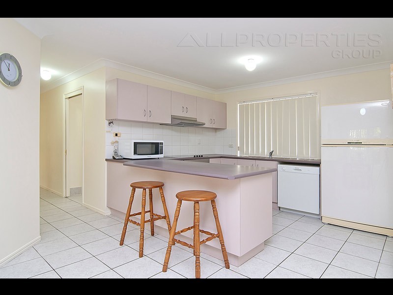 25 Benbek Cct, Sunnybank Hills QLD 4109