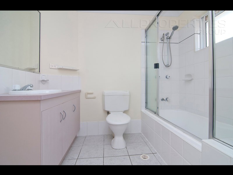 25 Benbek Cct, Sunnybank Hills QLD 4109