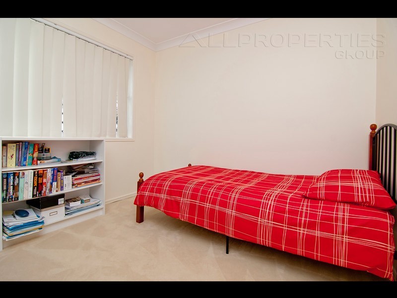 25 Benbek Cct, Sunnybank Hills QLD 4109