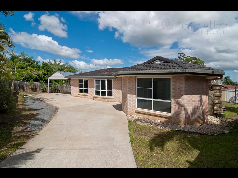 12 ARONIA COURT, Regents Park QLD 4118