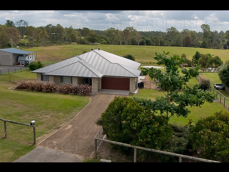 73-75 St Jude Circuit, Jimboomba QLD 4280