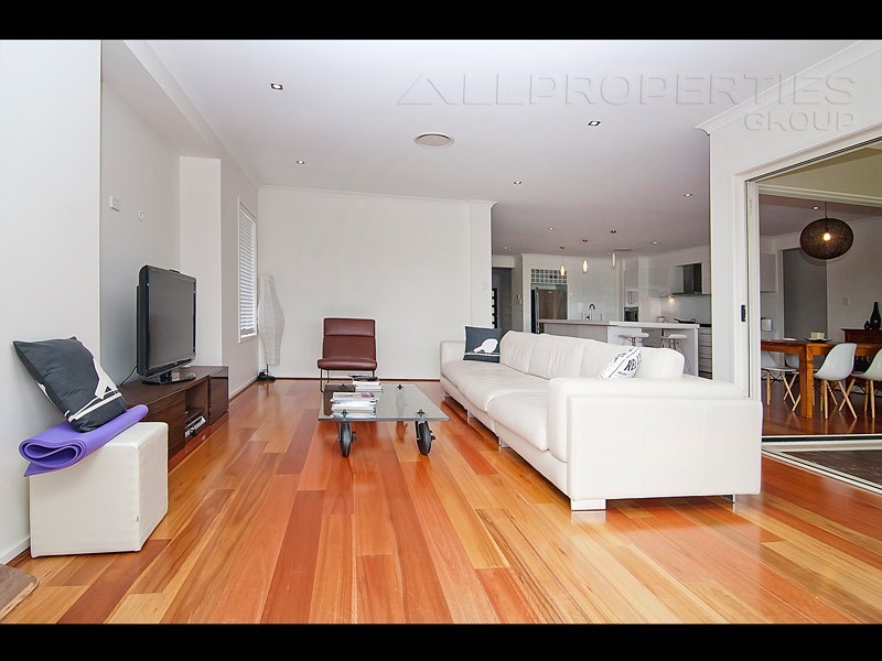 73-75 St Jude Circuit, Jimboomba QLD 4280