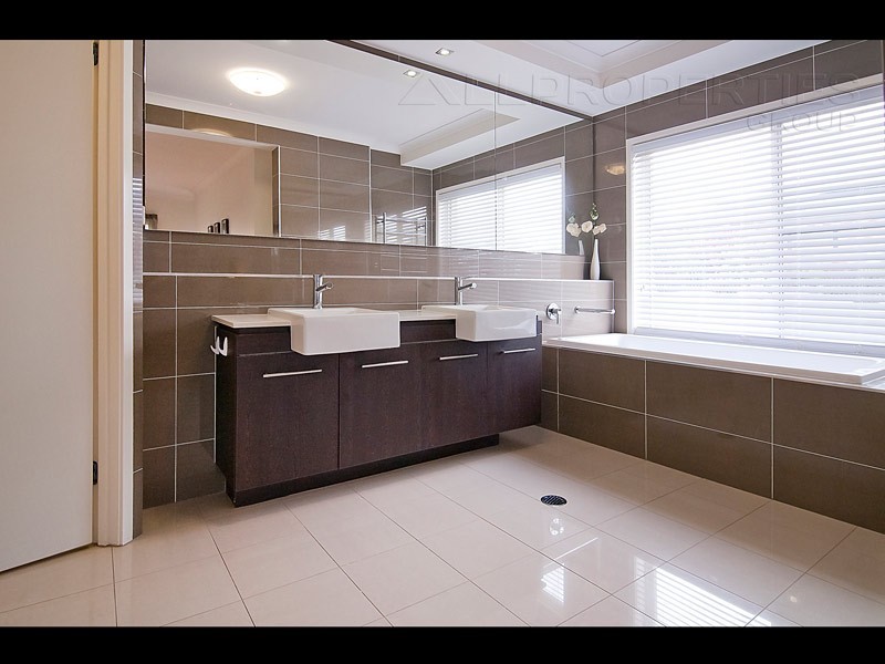 73-75 St Jude Circuit, Jimboomba QLD 4280