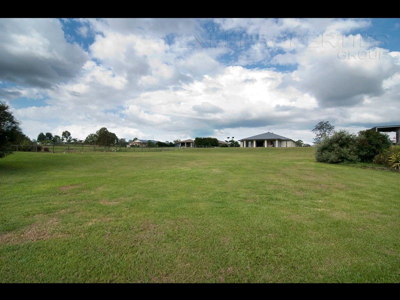 73-75 St Jude Circuit, Jimboomba QLD 4280