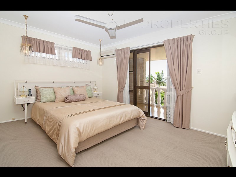 4 Aland Court, Brassall QLD 4305