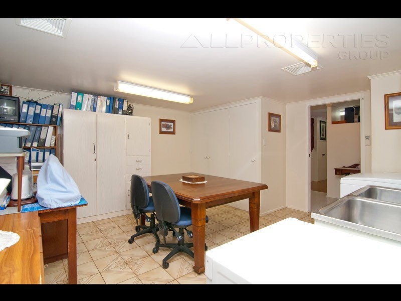 4 Aland Court, Brassall QLD 4305