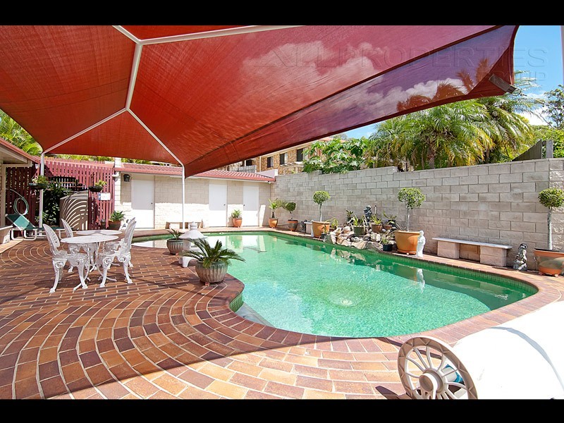 4 Aland Court, Brassall QLD 4305