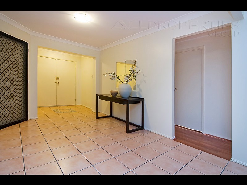 23 Mannix Place, Forest Lake QLD 4078