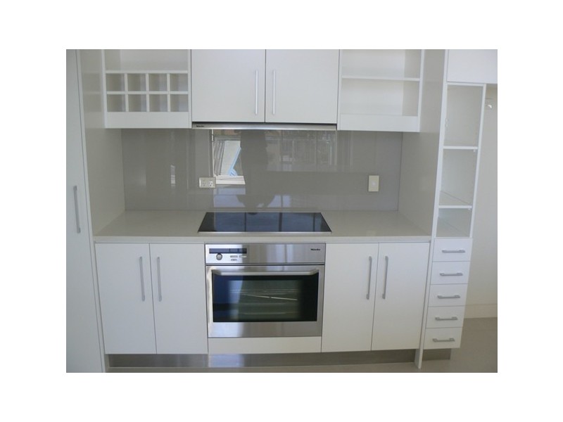 4/17 Anne Avenue, Broadbeach QLD 4218