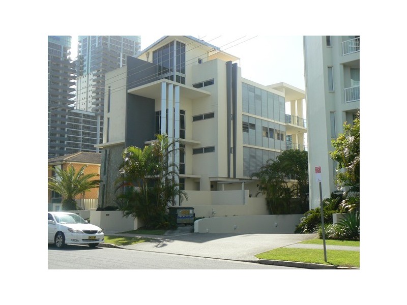 4/17 Anne Avenue, Broadbeach QLD 4218