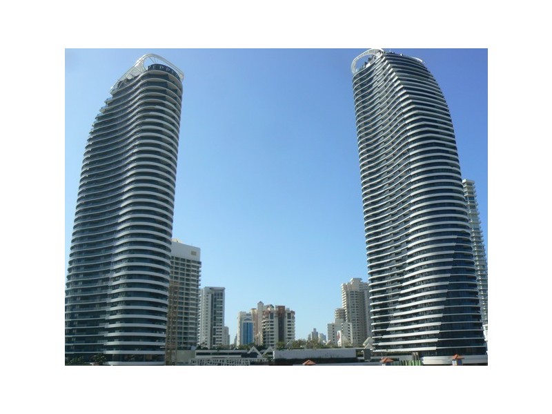 4/17 Anne Avenue, Broadbeach QLD 4218