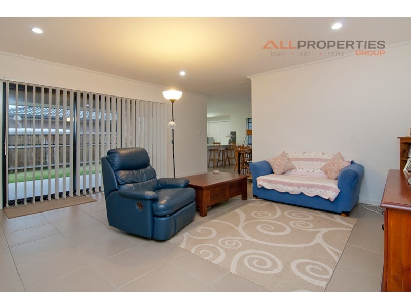 17 Watergum Street, Heathwood QLD 4110