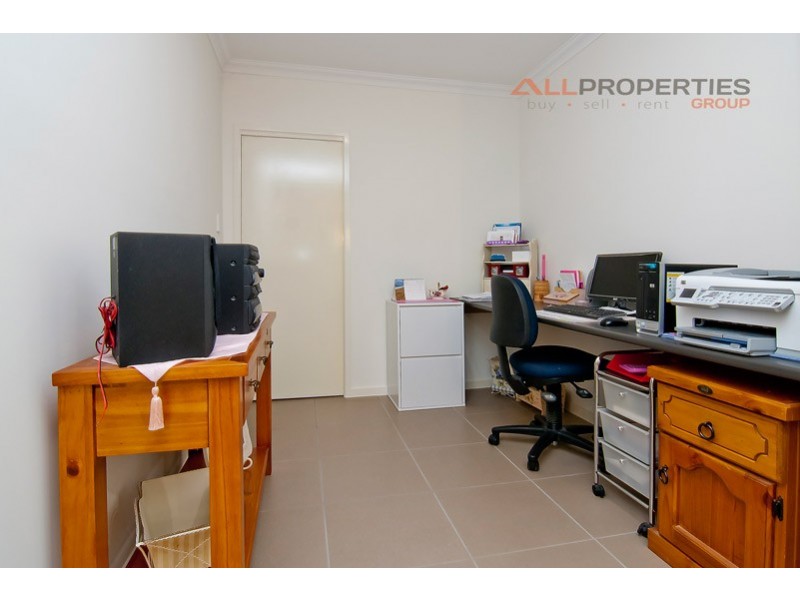 17 Watergum Street, Heathwood QLD 4110