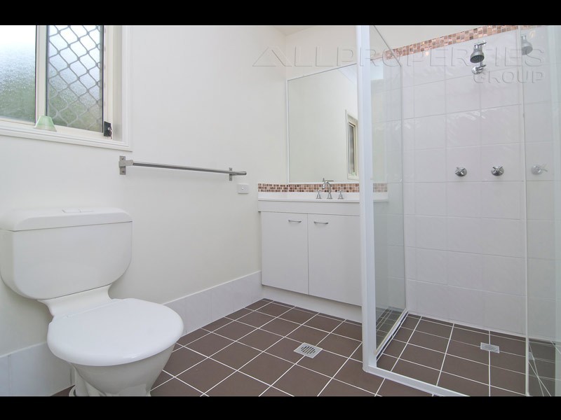 63 Cascade Drive, Forest Lake QLD 4078