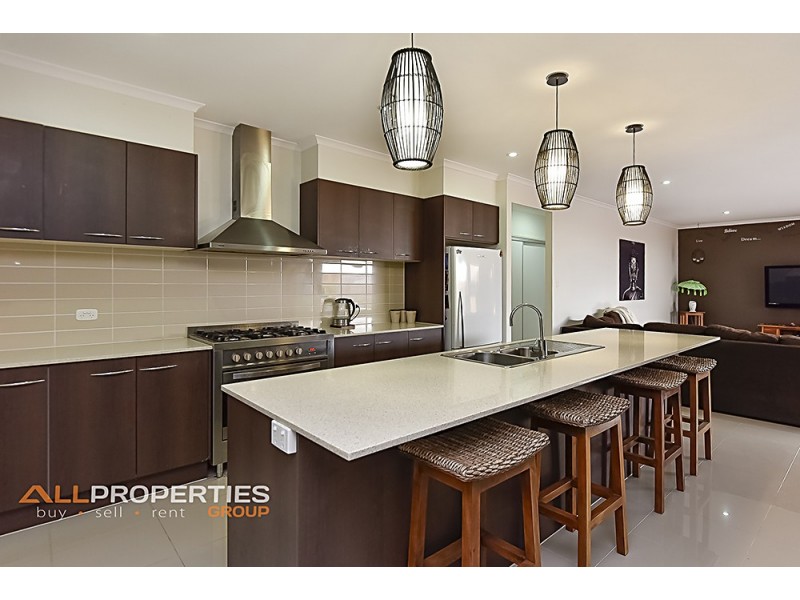 4 Damson Street, Heathwood QLD 4110