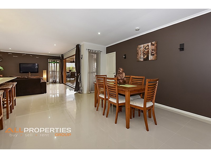 4 Damson Street, Heathwood QLD 4110