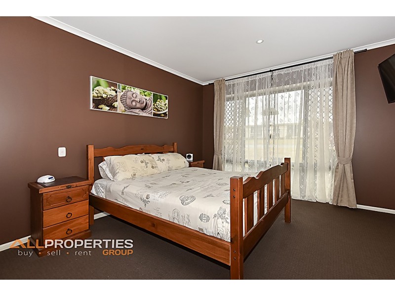 4 Damson Street, Heathwood QLD 4110