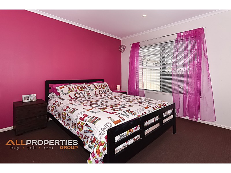 4 Damson Street, Heathwood QLD 4110