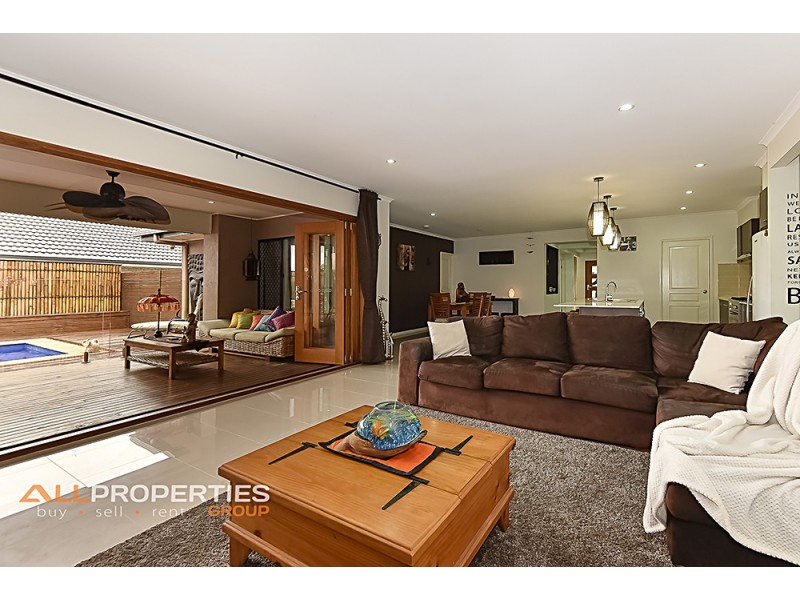 4 Damson Street, Heathwood QLD 4110