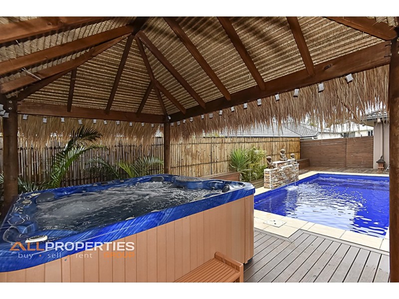 4 Damson Street, Heathwood QLD 4110