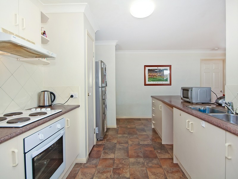 28 MURRUMBIDGEE STREET, Hillcrest QLD 4118
