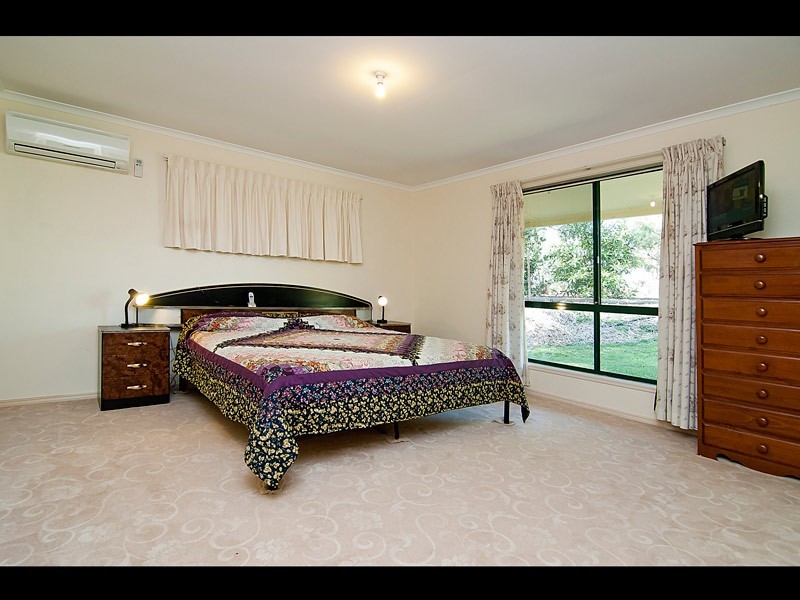 73-75 Blacksmith Court, Jimboomba QLD 4280