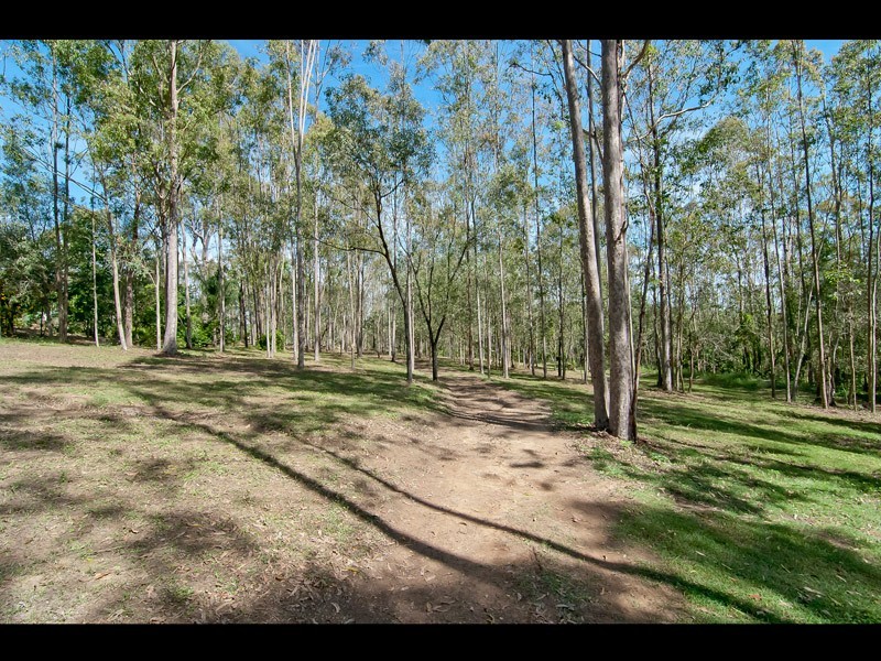 73-75 Blacksmith Court, Jimboomba QLD 4280