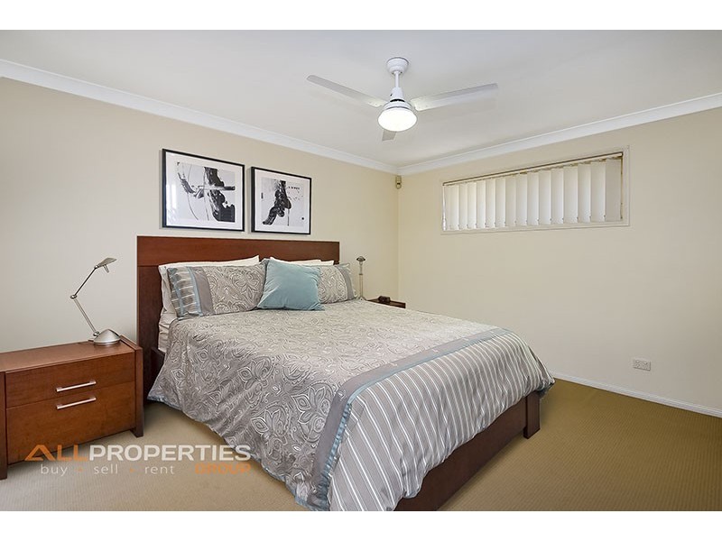 6 Robusta Place, Forest Lake QLD 4078