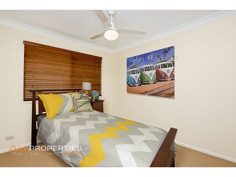 6 Robusta Place, Forest Lake QLD 4078