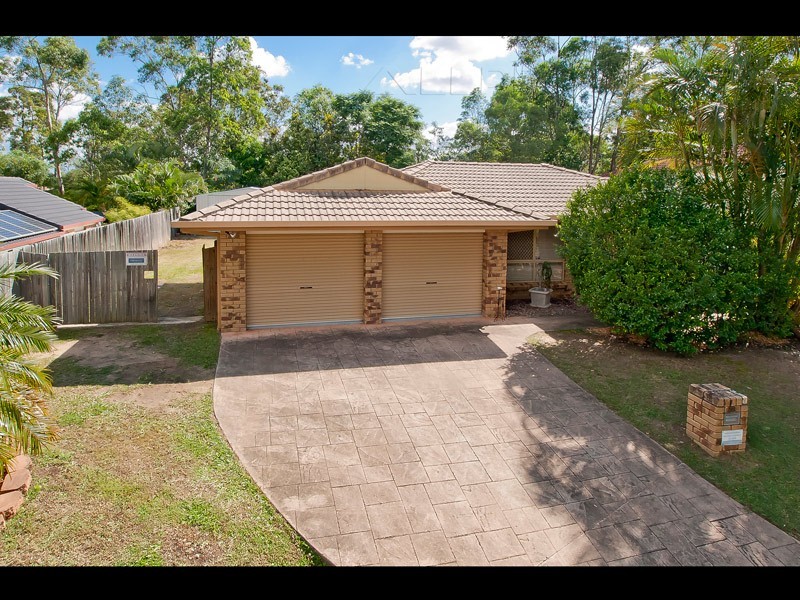 42 Flinders Cr, Forest Lake QLD 4078