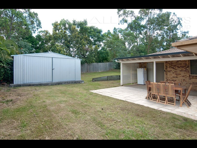42 Flinders Cr, Forest Lake QLD 4078
