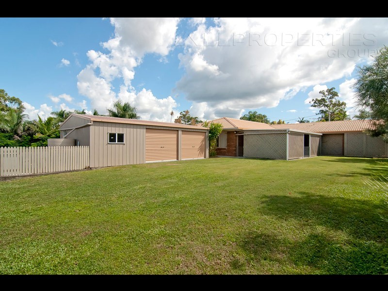 131 Emerald Drive, Regents Park QLD 4118