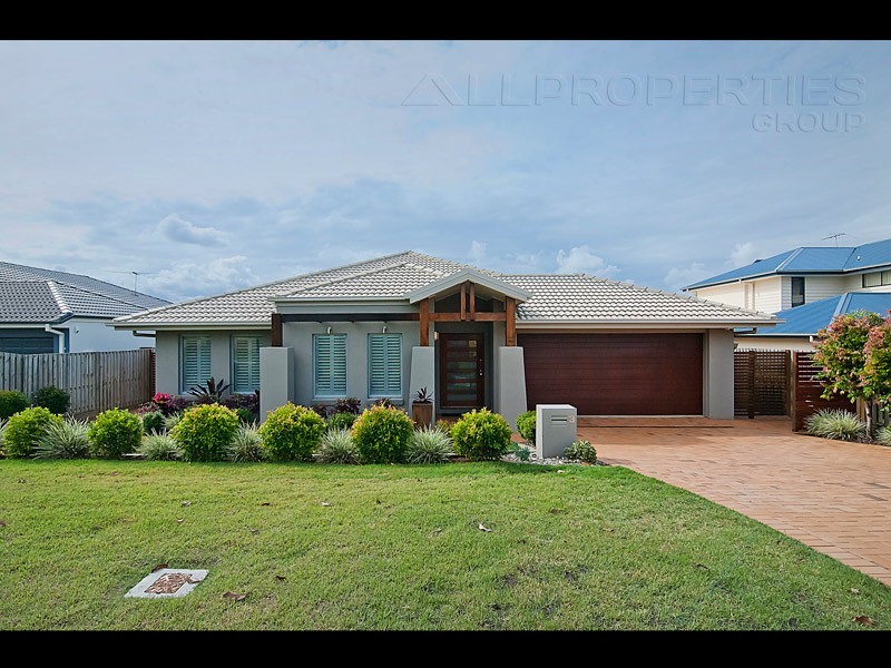 3 Sandalwood St, Heathwood QLD 4110