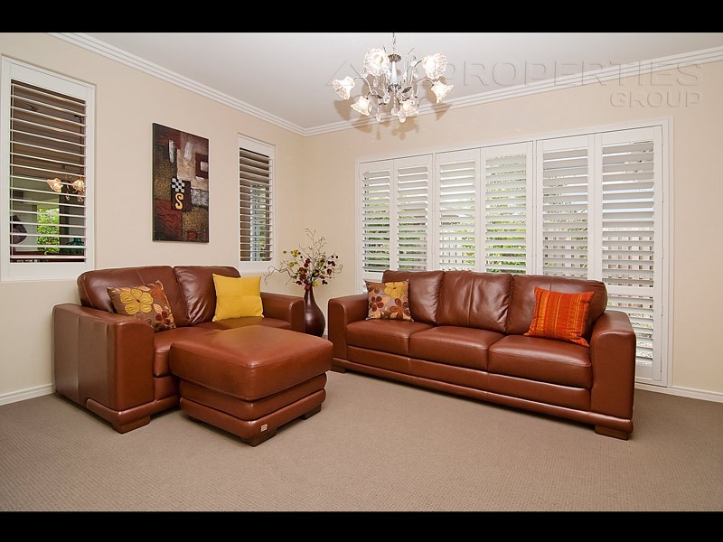 3 Sandalwood St, Heathwood QLD 4110