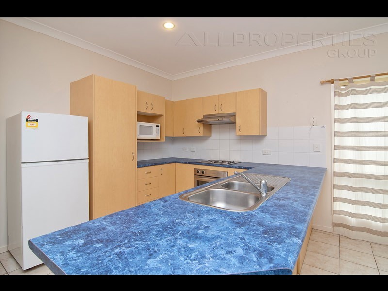 22 Lavender St, Springfield Lakes QLD 4300