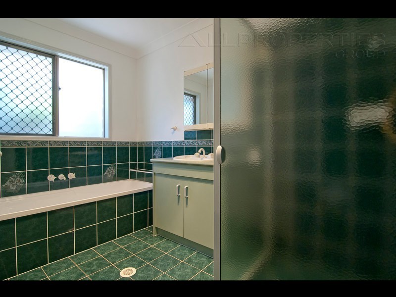 62 Dampier Cres, Drewvale QLD 4116
